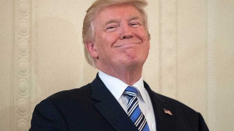 Trump tweets support for Venezuela
