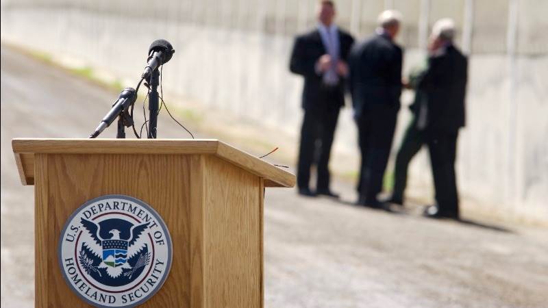 DHS sued over warrantless searches