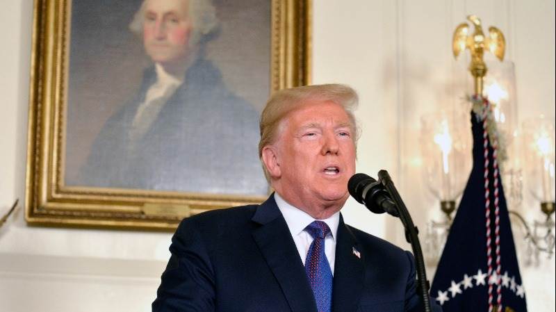 Trump blasts Comey again over Clinton email investigation