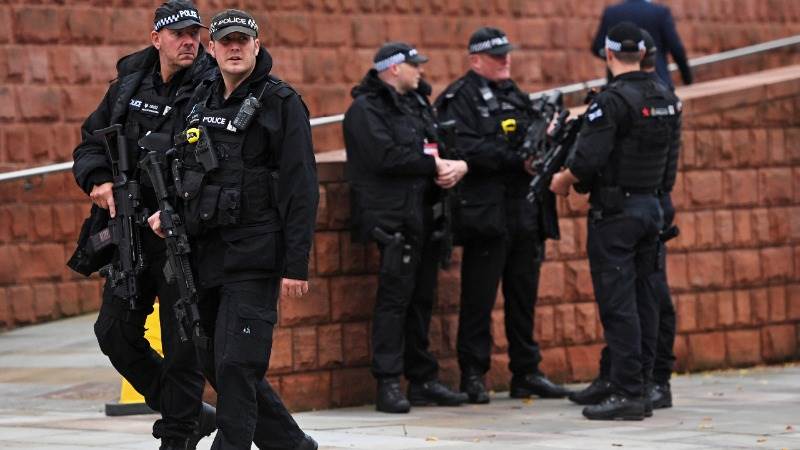 6 injured in Manchester as car rams into crowd