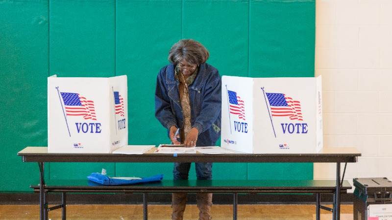 Only 27% of Americans support tax cut law - poll