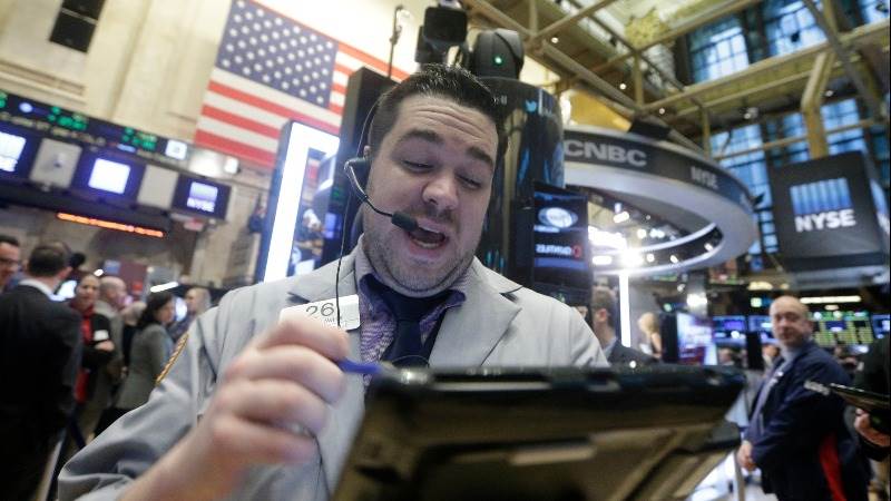 Wall Street opens lower amid rising interest rates