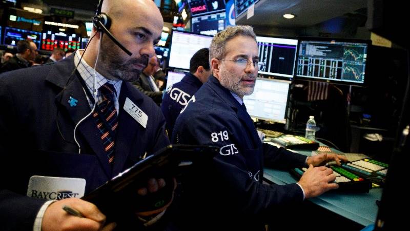 Wall Street closes mixed after Trump orders more tariffs on China
