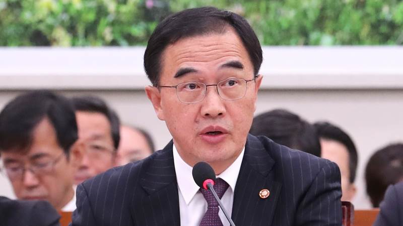Seoul denies reviewing lifting N. Korea sanctions