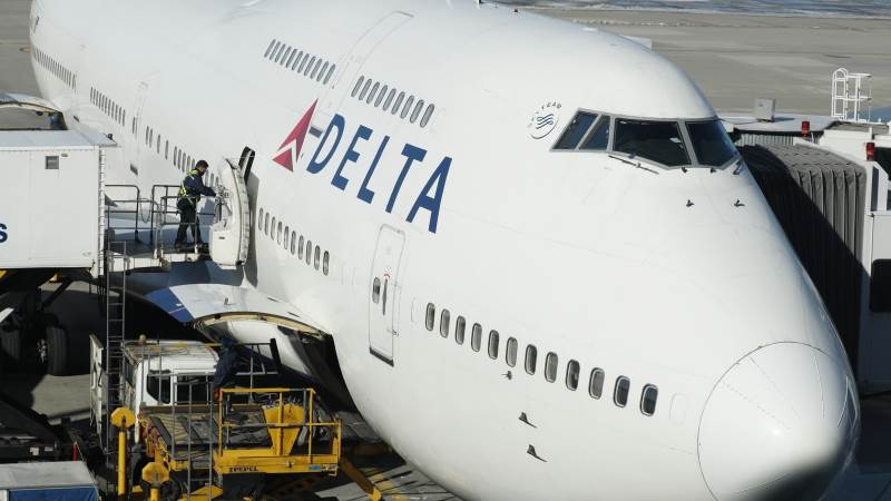 Delta Air Lines posts record Q3 revenues of $12B