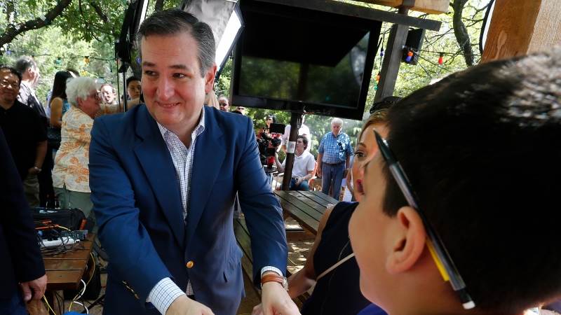 Texas Sen. Cruz holds narrow lead over Dem challenger - poll