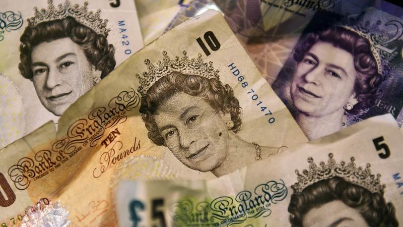Sterling weakens on Brexit turmoil, deadlines