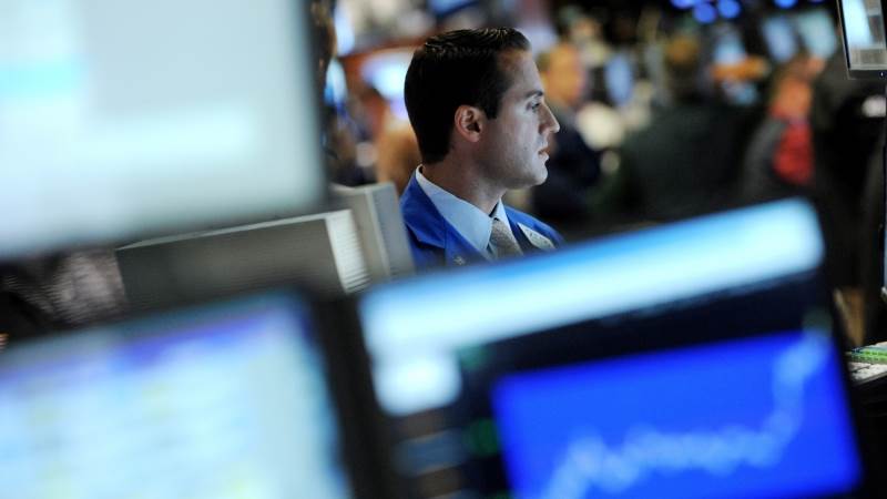 Treasuries rise as stocks return to positive territory